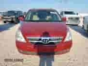 2007 Hyundai Entourage GLS с VIN KNDMC233676031528, выставлен на аукционе Copart как лот 68035215 с пробегом 117 749 миль миль и Чистый • Clean title. История ставок и продаж доступна на DreamBid. Изображение 5.
