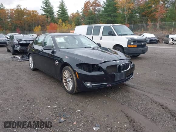 2011 BMW 5 Series 535i xDrive with VIN WBAFU7C51BC869896, listed as a IAAI auction lot 43399732 with 153,555 mi miles and . Bid and sale history available at DreamBid. Image 1.