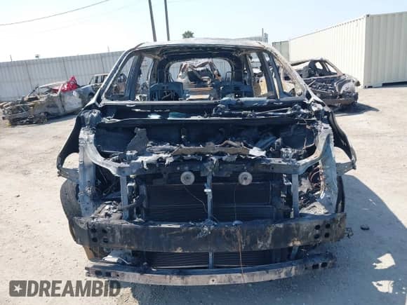 2021 Toyota Sienna LE с VIN 5TDKRKEC8MS003423, выставлен на аукционе IAAI как лот 42954784 с пробегом Не указан миль и . История ставок и продаж доступна на DreamBid. Изображение 6.