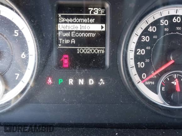 2013 Ram 1500 Tradesman z VIN 1C6RR7FT6DS645891, wystawiony jako IAAI lot #41633549 z przebiegiem 100 200 mil mil oraz . Historia ofert i sprzedaży dostępna na DreamBid. Obrazek 15.