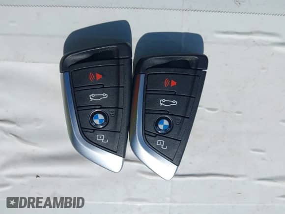 2024 BMW 3 Series 330i xDrive с VIN 3MW89FF05R8E09890, выставлен на аукционе IAAI как лот 43223989 с пробегом 14 567 миль миль и . История ставок и продаж доступна на DreamBid. Изображение 11.