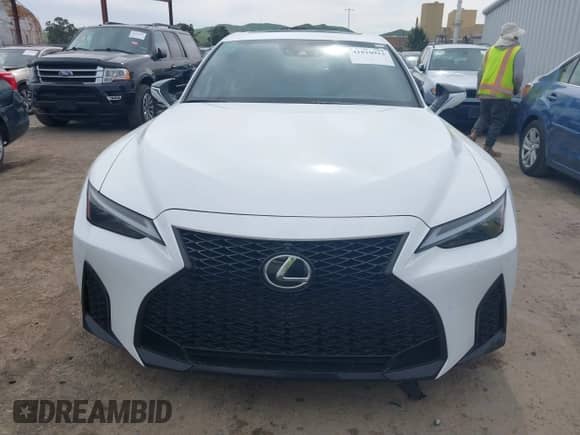 2023 Lexus IS 350 F Sport z VIN JTHGZ1B23P5069379, wystawiony jako IAAI lot #41810913 z przebiegiem 24 529 mil mil oraz . Historia ofert i sprzedaży dostępna na DreamBid. Obrazek 13.