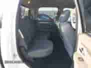 2016 Ram 1500 Outdoorsman z VIN 1C6RR7LG9GS391153, wystawiony jako IAAI lot #43224185 z przebiegiem 111 027 mil mil oraz . Historia ofert i sprzedaży dostępna na DreamBid. Obrazek 8.