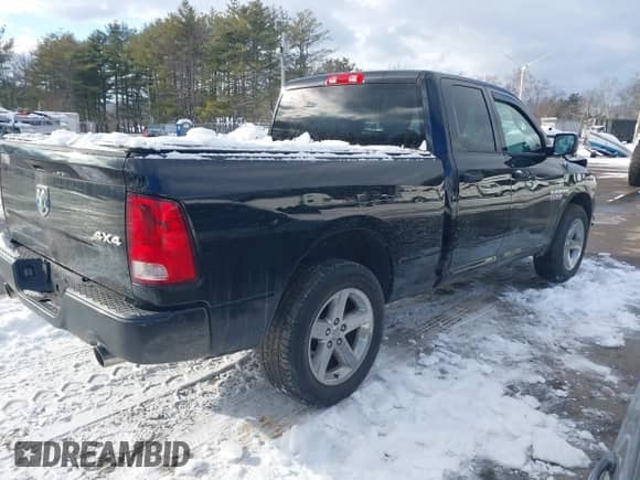 2013 Ram 1500 Tradesman z VIN 1C6RR7FT3DS719056, wystawiony jako IAAI lot #41530209 z przebiegiem 172 177 mil mil oraz . Historia ofert i sprzedaży dostępna na DreamBid. Obrazek 4.