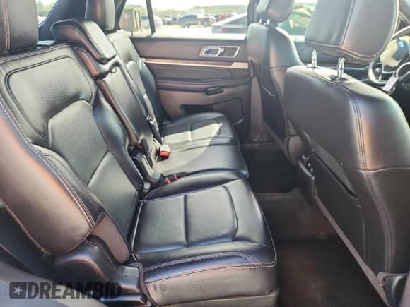 2017 Ford Explorer Limited z VIN 1FM5K7F87HGC37699, wystawiony jako Copart lot #84562305 z przebiegiem 160 807 mil mil oraz Szkoda całkowita • Salvage title. Historia ofert i sprzedaży dostępna na DreamBid. Obrazek 11.