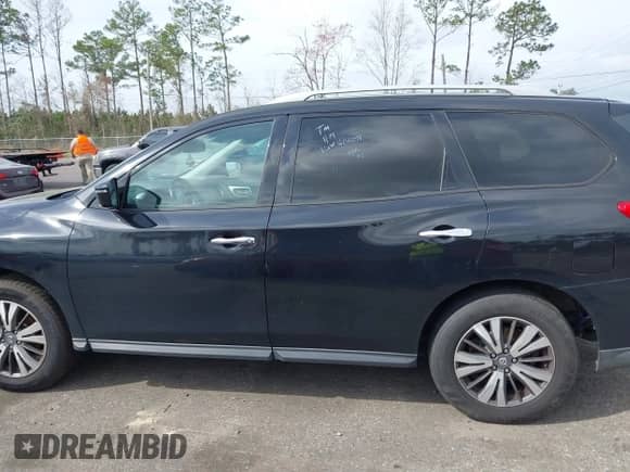 2017 Nissan Pathfinder SV z VIN 5N1DR2MN1HC614098, wystawiony jako IAAI lot #41385181 z przebiegiem 168 114 mil mil oraz . Historia ofert i sprzedaży dostępna na DreamBid. Obrazek 14.