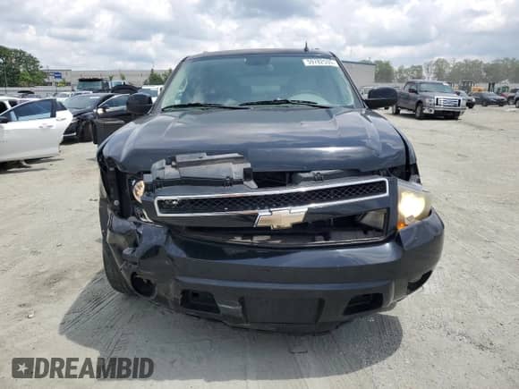 2008 Chevrolet Suburban LTZ with VIN 1GNFC16038R273740, listed as a Copart auction lot 59782535 with 159,519 mi miles and Salvage title. Bid and sale history available at DreamBid. Image 5.