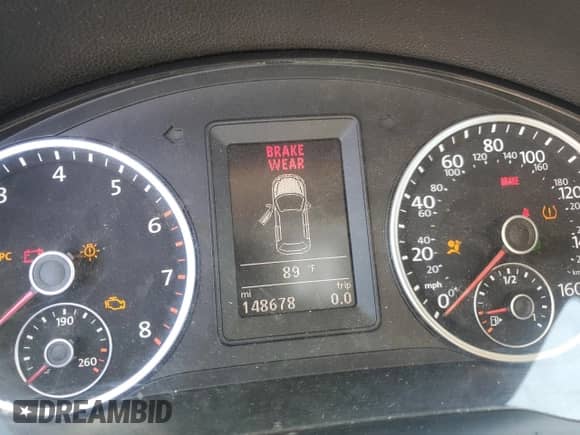 2014 Volkswagen Tiguan S z VIN WVGAV3AX7EW621724, wystawiony jako Copart lot #86763145 z przebiegiem 148 678 mil mil oraz Czysty tytuł • Clean title. Historia ofert i sprzedaży dostępna na DreamBid. Obrazek 9.