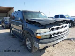 2002 Chevrolet Tahoe Z71 with VIN 1GNEK13Z22R116838, listed as a IAAI auction lot 41776472 with 298,782 mi miles and . Bid and sale history available at DreamBid. Image 1.