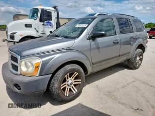 2005 Dodge Durango SXT with VIN 1D4HD38NX5F601092, listed as a Copart auction lot 63338515 with 301,984 mi miles and Clean title. Bid and sale history available at DreamBid. Image 1.