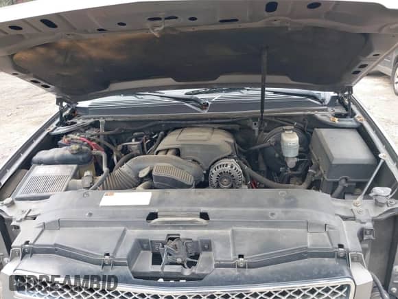 2012 Chevrolet Tahoe LTZ with VIN 1GNSCCE00CR189878, listed as a IAAI auction lot 43297739 with 129,423 mi miles and . Bid and sale history available at DreamBid. Image 10.