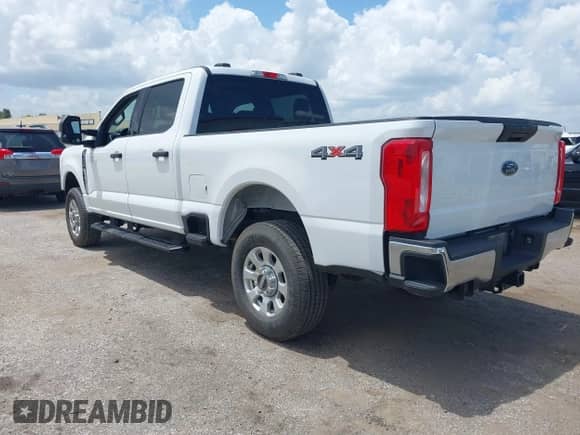 2023 Ford F-250 XL с VIN 1FT7W2BN6PEC57985, выставлен на аукционе IAAI как лот 42641246 с пробегом 30 355 миль миль и . История ставок и продаж доступна на DreamBid. Изображение 3.