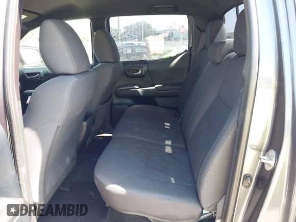 2016 Toyota Tacoma SR5 с VIN 3TMAZ5CN5GM003708, выставлен на аукционе IAAI как лот 43110307 с пробегом 111 537 миль миль и . История ставок и продаж доступна на DreamBid. Изображение 8.