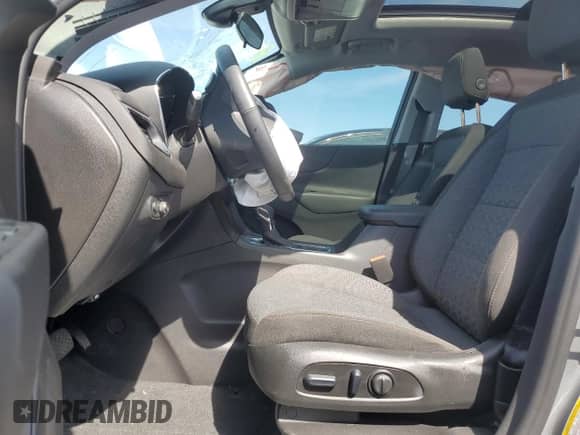 2024 Chevrolet Equinox LT z VIN 3GNAXKEGXRL202367, wystawiony jako Copart lot #68506755 z przebiegiem Nie podano mil oraz Szkoda całkowita • Salvage title. Historia ofert i sprzedaży dostępna na DreamBid. Obrazek 7.