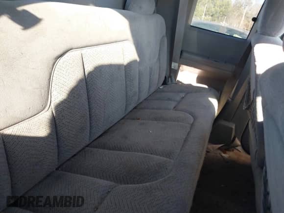 1996 GMC Sierra 1500 z VIN 2GTEC19R9T1541142, wystawiony jako IAAI lot #41375900 z przebiegiem 292 893 mil mil oraz . Historia ofert i sprzedaży dostępna na DreamBid. Obrazek 8.
