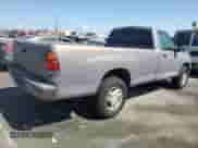 2002 Toyota Tundra z VIN 5TBJN32172S228969, wystawiony jako Copart lot #68913015 z przebiegiem 332 201 mil mil oraz Czysty tytuł • Clean title. Historia ofert i sprzedaży dostępna na DreamBid. Obrazek 3.