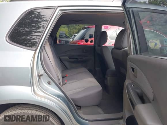 2007 Hyundai Tucson GLS z VIN KM8JM12B47U550104, wystawiony jako IAAI lot #43076980 z przebiegiem 112 004 mil mil oraz . Historia ofert i sprzedaży dostępna na DreamBid. Obrazek 8.