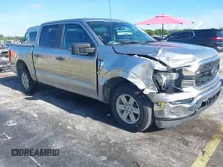 2023 Ford F-150 XL с VIN 1FTEW1C83PFA33867, выставлен на аукционе IAAI как лот 42958957 с пробегом 72 350 миль миль и . История ставок и продаж доступна на DreamBid. Изображение 1.