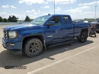 2018 GMC Sierra 1500 с VIN 1GTV2LEC3JZ161900, выставлен на аукционе Copart как лот 61462585 с пробегом 71 884 миль миль и Списание • Salvage title. История ставок и продаж доступна на DreamBid. Изображение 1.