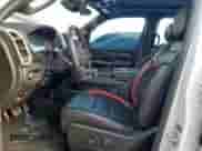 2023 Ram 1500 TRX z VIN 1C6SRFU92PN500501, wystawiony jako Copart lot #64792715 z przebiegiem 23 653 mil mil oraz Szkoda całkowita • Salvage title. Historia ofert i sprzedaży dostępna na DreamBid. Obrazek 7.