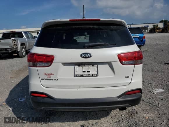 2018 Kia Sorento LX with VIN 5XYPGDA52JG414260, listed as a Copart auction lot 65560085 with 109,624 mi miles and Salvage title. Bid and sale history available at DreamBid. Image 6.