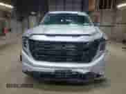 2022 GMC Sierra 1500 Elevation z VIN 3GTUUCET1NG519717, wystawiony jako Copart lot #75650204 z przebiegiem 67 340 mil mil oraz Szkoda całkowita • Salvage title. Historia ofert i sprzedaży dostępna na DreamBid. Obrazek 5.