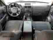 2011 Dodge Nitro Heat с VIN 1D4PT4GK4BW574351, выставлен на аукционе Copart как лот 64827014 с пробегом 194 389 миль миль и Чистый • Clean title. История ставок и продаж доступна на DreamBid. Изображение 8.