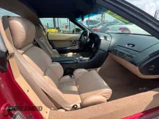 1993 Chevrolet Corvette with VIN 1G1YY23PXP5104890, listed as a Copart auction lot 82262124 with 82,698 mi miles and Clean title. Bid and sale history available at DreamBid. Image 5.