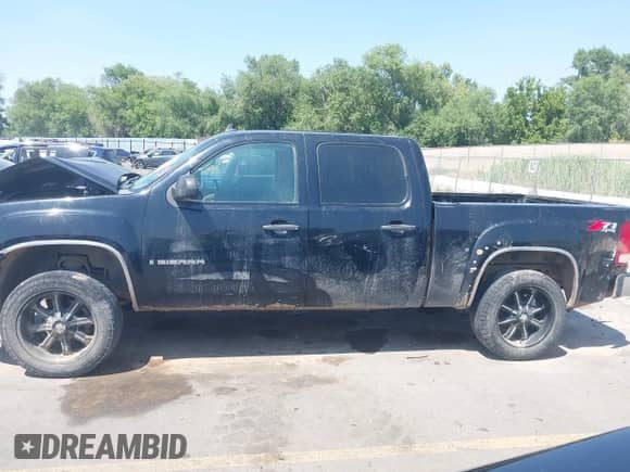 2008 GMC Sierra 1500 SLE1 с VIN 3GTEK13398G236603, выставлен на аукционе IAAI как лот 42601747 с пробегом 245 863 миль миль и . История ставок и продаж доступна на DreamBid. Изображение 14.