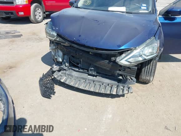 2017 Nissan Sentra S с VIN 3N1AB7AP3HY302244, выставлен на аукционе IAAI как лот 43238800 с пробегом 109 340 миль миль и . История ставок и продаж доступна на DreamBid. Изображение 6.