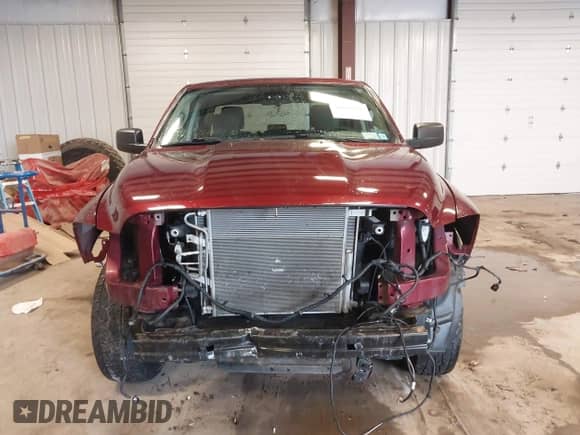 2019 Ram 1500 Express z VIN 1C6RR7FT0KS546772, wystawiony jako IAAI lot #41649866 z przebiegiem 144 985 mil mil oraz . Historia ofert i sprzedaży dostępna na DreamBid. Obrazek 12.