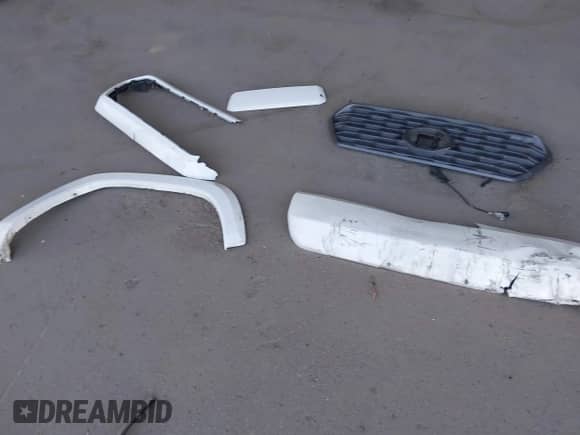 2021 Toyota Tacoma SR5 with VIN 3TMAZ5CN7MM146297, listed as a IAAI auction lot 43348248 with 46,809 mi miles and . Bid and sale history available at DreamBid. Image 12.