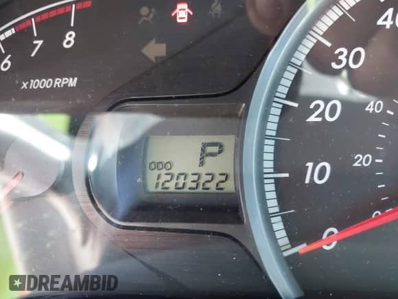 2012 Toyota Sienna LE AAS с VIN 5TDKK3DC3CS185395, выставлен на аукционе IAAI как лот 42136801 с пробегом 120 322 миль миль и . История ставок и продаж доступна на DreamBid. Изображение 7.