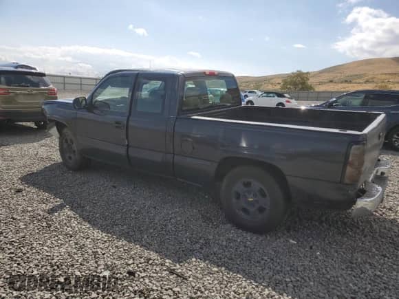 2005 Chevrolet Silverado 1500 LS z VIN 2GCEC19V651163006, wystawiony jako Copart lot #80392805 z przebiegiem 236 881 mil mil oraz Szkoda całkowita • Salvage title. Historia ofert i sprzedaży dostępna na DreamBid. Obrazek 2.