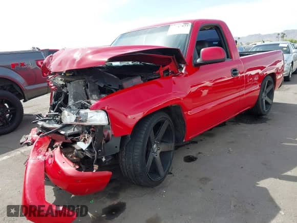 2001 Chevrolet Silverado 1500 с VIN 1GCEC14V81Z241665, выставлен на аукционе IAAI как лот 42247823 с пробегом 196 744 миль миль и . История ставок и продаж доступна на DreamBid. Изображение 18.
