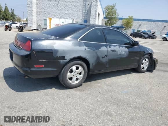 1999 Honda Accord EX z VIN 1HGCG3277XA017260, wystawiony jako Copart lot #58324955 z przebiegiem 250 266 mil mil oraz Szkoda całkowita • Salvage title. Historia ofert i sprzedaży dostępna na DreamBid. Obrazek 3.