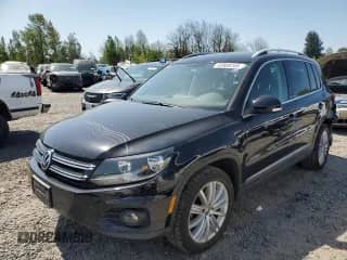 2013 Volkswagen Tiguan SE with VIN WVGAV3AX2DW611603, listed as a Copart auction lot 53968245 with 117,785 mi miles and Salvage title. Bid and sale history available at DreamBid. Image 1.