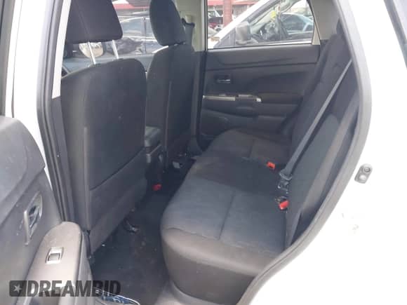 2021 Mitsubishi Outlander ES с VIN JA4ARUAU7MU022704, выставлен на аукционе IAAI как лот 42801621 с пробегом 106 190 миль миль и . История ставок и продаж доступна на DreamBid. Изображение 8.