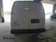 2023 Chevrolet Express Cargo z VIN 1GCWGBFP1P1249384, wystawiony jako Copart lot #64176105 z przebiegiem Nie podano mil oraz Szkoda całkowita • Salvage title. Historia ofert i sprzedaży dostępna na DreamBid. Obrazek 6.