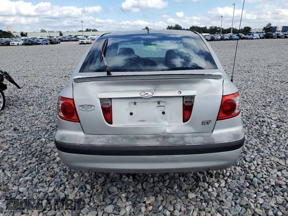 2005 Hyundai Elantra GLS with VIN KMHDN56D85U162870, listed as a Copart auction lot 86886265 with 210,786 mi miles and Non repairable. Bid and sale history available at DreamBid. Image 6.