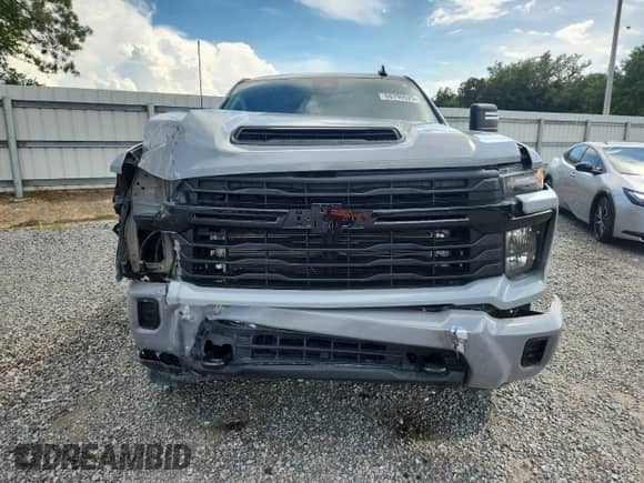 2024 Chevrolet Silverado 2500HD Work Truck с VIN 1GC4YLEY8RF261848, выставлен на аукционе Copart как лот 66799525 с пробегом 35 665 миль миль и Списание • Salvage title. История ставок и продаж доступна на DreamBid. Изображение 5.