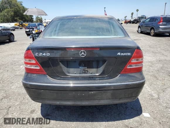 2004 Mercedes-Benz C 240 with VIN WDBRF81J64F453889, listed as a Copart auction lot 59939444 with 167,341 mi miles and Salvage title. Bid and sale history available at DreamBid. Image 6.