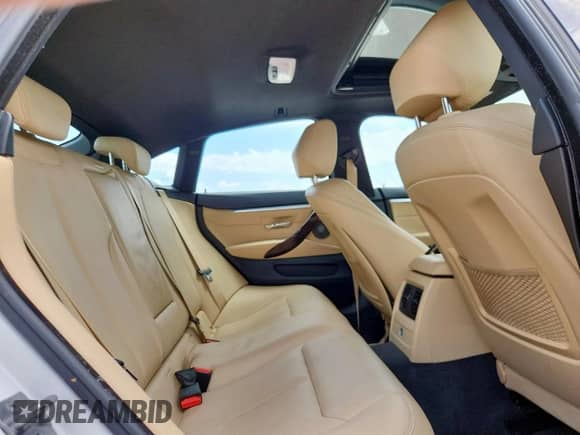 2019 BMW 4 Series 440i xDrive with VIN WBA4J7C53KBM76021, listed as a Copart auction lot 71027385 with Not provided miles and Salvage title. Bid and sale history available at DreamBid. Image 10.