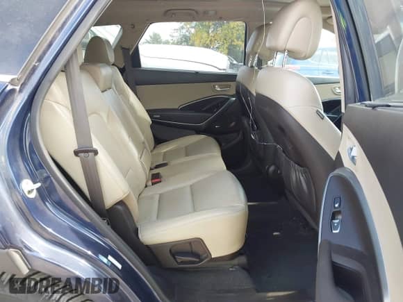 2017 Hyundai Santa Fe Limited Ultimate z VIN KM8SRDHF3HU242733, wystawiony jako IAAI lot #43348784 z przebiegiem 178 592 mil mil oraz . Historia ofert i sprzedaży dostępna na DreamBid. Obrazek 8.