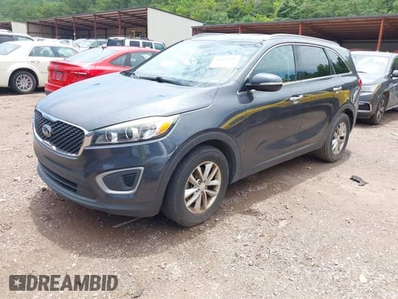 2017 Kia Sorento LX z VIN 5XYPG4A56HG230935, wystawiony jako IAAI lot #42593196 z przebiegiem 127 425 mil mil oraz . Historia ofert i sprzedaży dostępna na DreamBid. Obrazek 17.