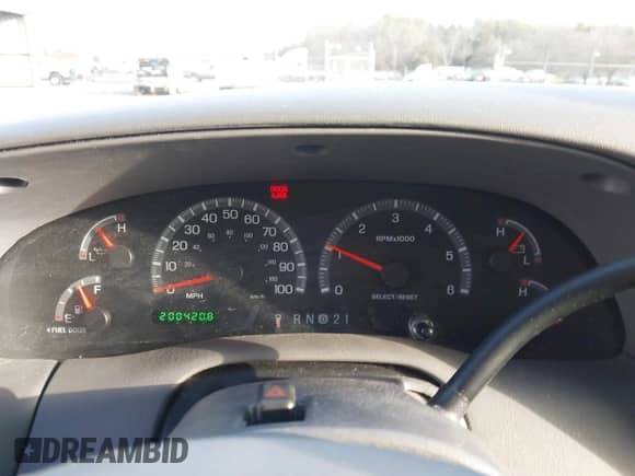 2002 Ford F-150 XLT with VIN 1FTRW08632KE22611, listed as a IAAI auction lot 41519768 with 200,420 mi miles and . Bid and sale history available at DreamBid. Image 7.