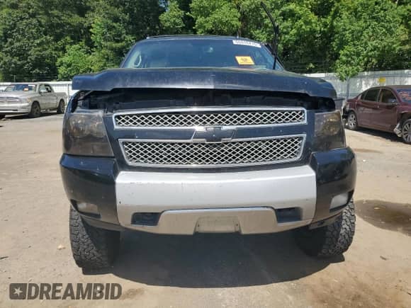 2008 Chevrolet Avalanche LTZ с VIN 3GNFK12398G103255, выставлен на аукционе Copart как лот 65916715 с пробегом 219 711 миль миль и Списание • Salvage title. История ставок и продаж доступна на DreamBid. Изображение 5.
