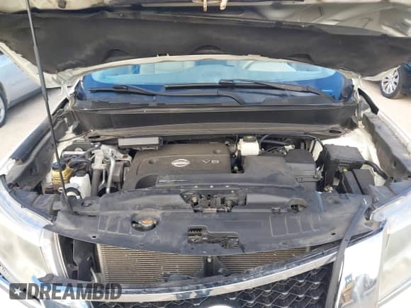 2014 Nissan Pathfinder S z VIN 5N1AR2MM6EC710993, wystawiony jako IAAI lot #43099489 z przebiegiem 197 538 mil mil oraz . Historia ofert i sprzedaży dostępna na DreamBid. Obrazek 10.