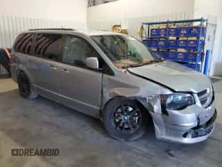 2019 Dodge Grand Caravan GT z VIN 2C4RDGEG7KR663133, wystawiony jako Copart lot #87113335 z przebiegiem 98 942 mil mil oraz Szkoda całkowita • Salvage title. Historia ofert i sprzedaży dostępna na DreamBid. Obrazek 4.