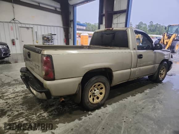 2005 Chevrolet Silverado 1500 Work Truck with VIN 1GCEC14V75Z106747, listed as a Copart auction lot 64265125 with Not provided miles and Salvage title. Bid and sale history available at DreamBid. Image 3.